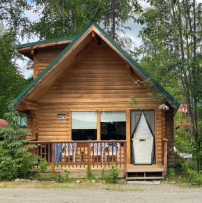 Talkeetna Log Cabin with Hot Tub Unit 2